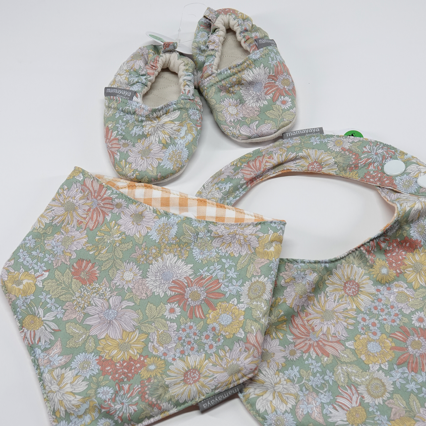 Green Bloom Baby Bib Set
