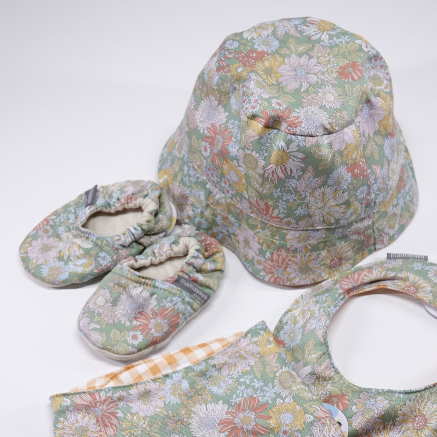 Green Bloom Baby Bib Set