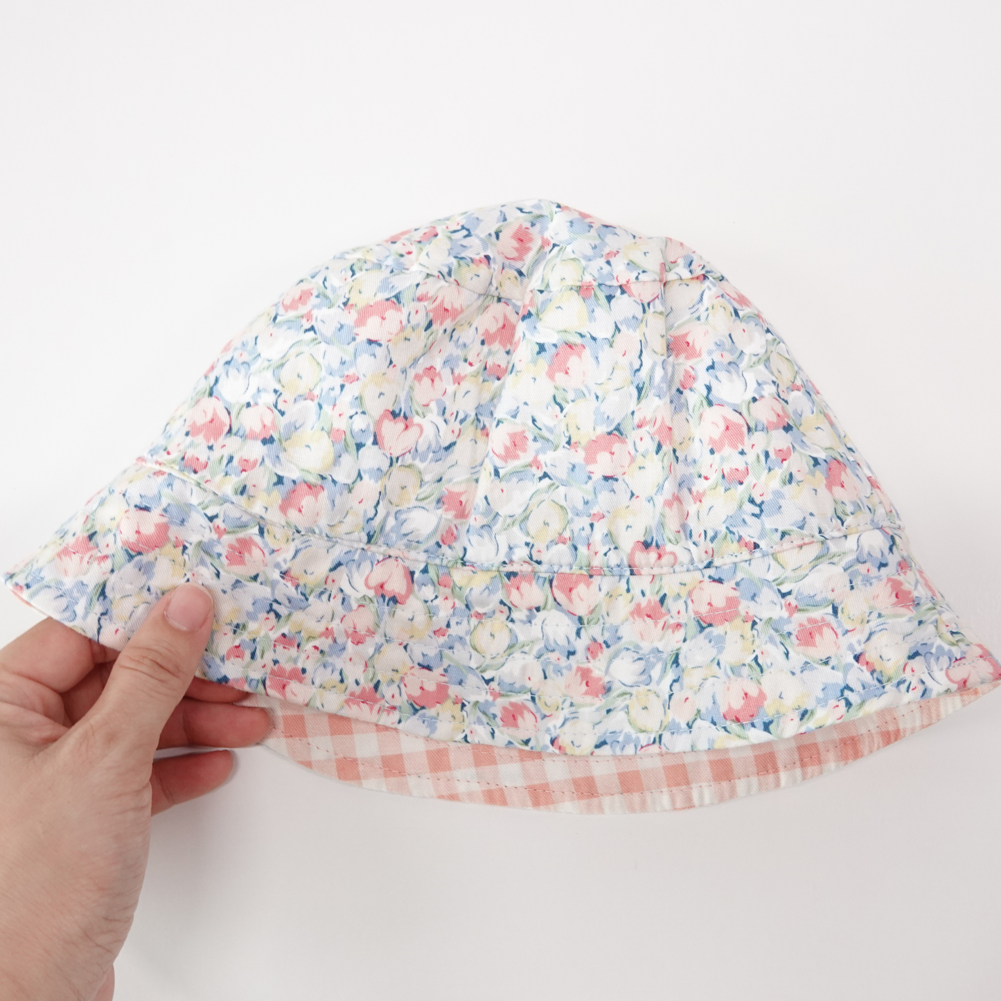 Tulip Biru Bucket Hat