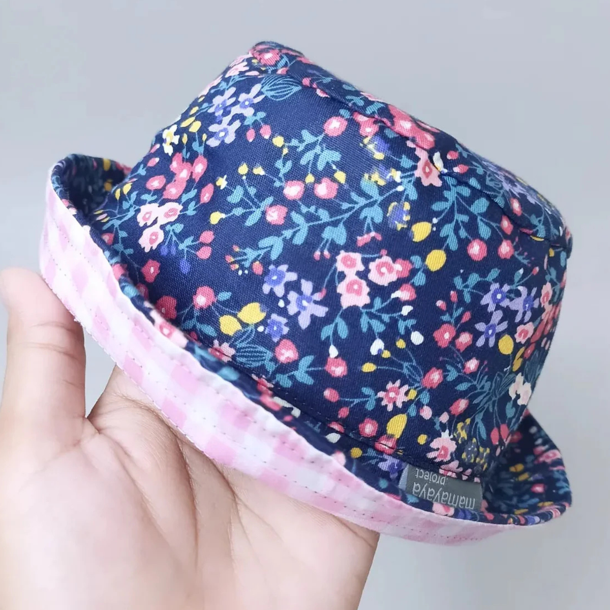 Daffodils Navy Bucket Hat