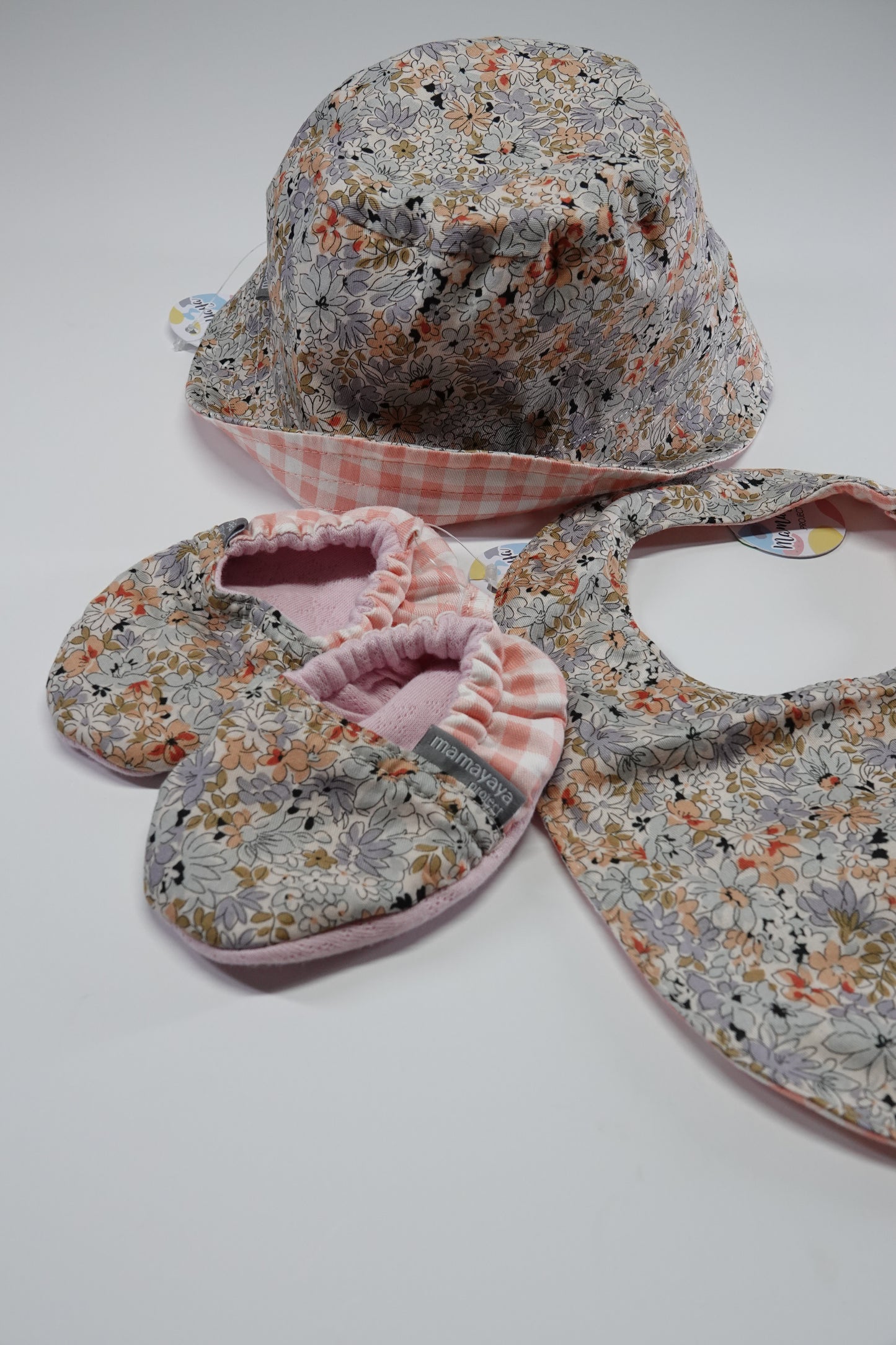 Azalea Peach Bib Set