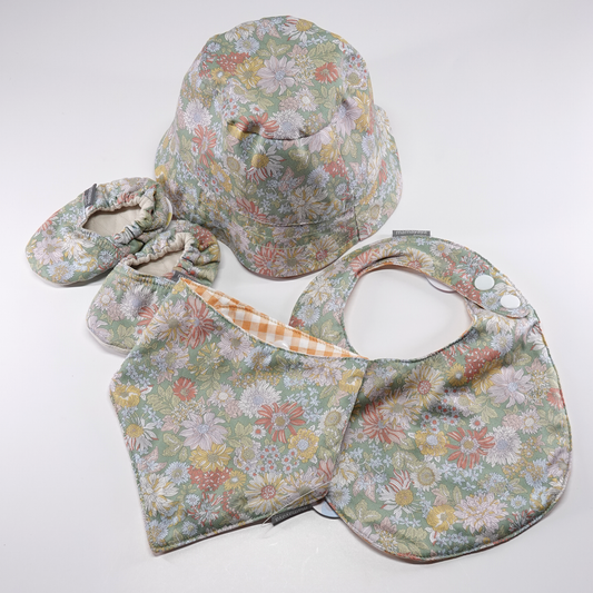 Green Bloom Baby Bib Set
